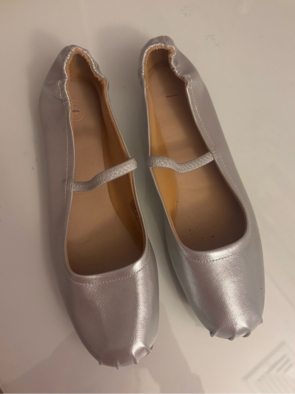 NWOT Urban outfitters ballet flats